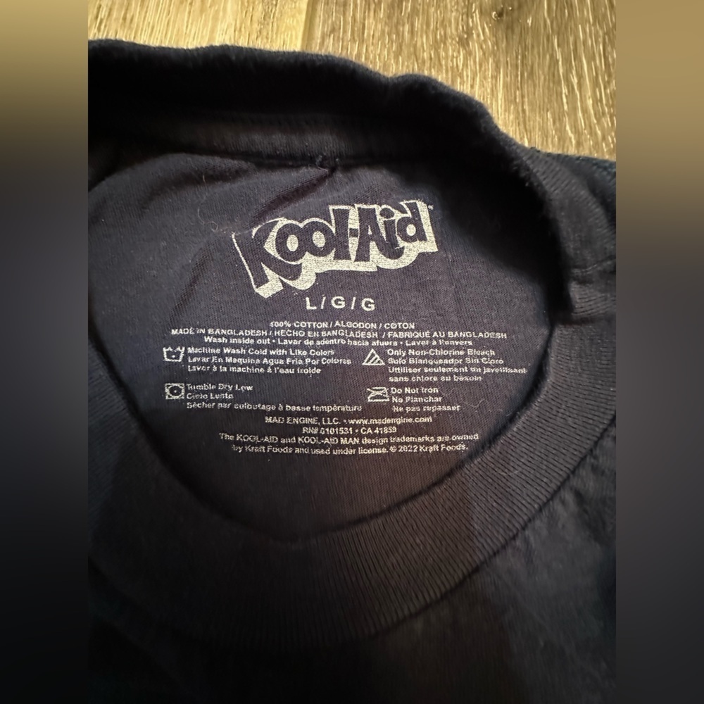 🛍️KOOL Aid graphic tee large with excellent new condition. - Picture 2 of 5